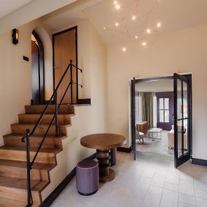 Deluxe Garden Suite